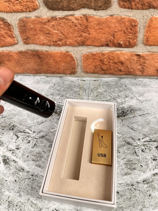 Fenerli Lüx Yansıtmalı Elektronik Çakmak - Görsel 20
