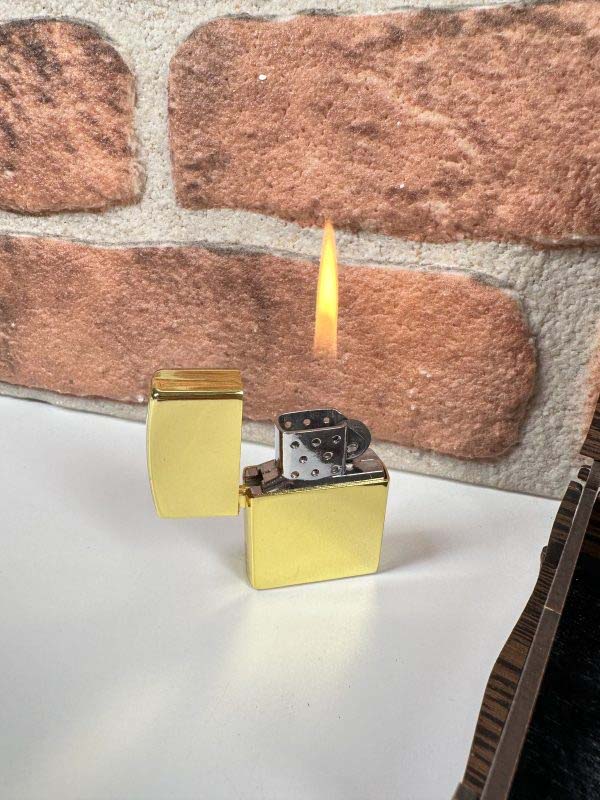 Kişiye Özel Gold Zippo Çakmak - Görsel 4