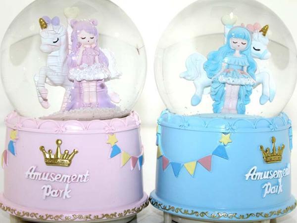 Kar Küresi Püskürtmeli Işıklı Müzikli Küre 16 Cm - Görsel 2
