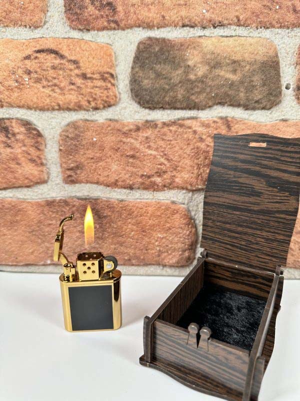 Zippo Benzinli Gold Çakmak