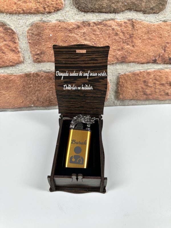 Kişiye Özel Doktor Tasarımlı Ahşap Kutulu Ejderha Başlıklı Gold Çakmak