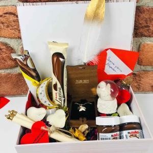 Kelebek Kolyeli Love Set
