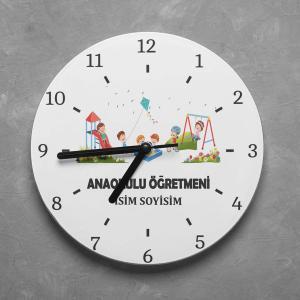 Kişiye Özel Okul Öncesi, Ana Okulu Öğretmeni Duvar Saati