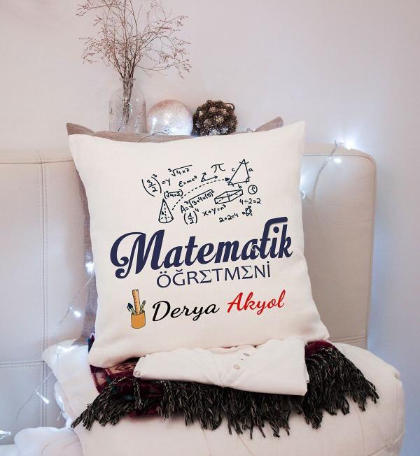 Matematik Öğretmeni Tasarımlı Yastık
