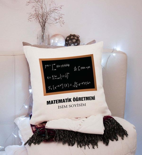 Matematik Öğretmeni Tasarımlı Yastık