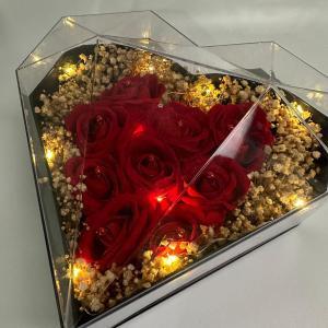 Prizma Kalp Kutlu Çiçekler