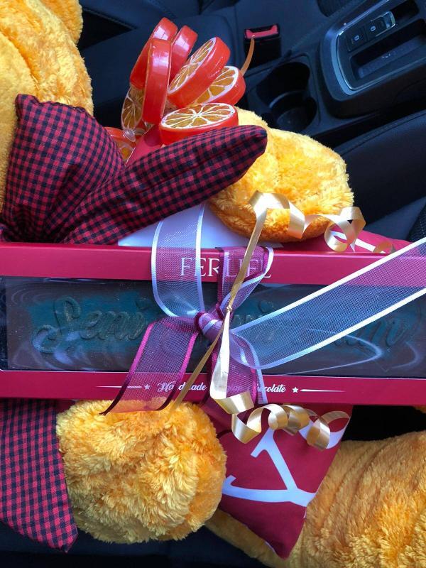 Büyük Peluş Ayıcıklı Çikolata ve Yastıklı Hediye Seti - Görsel 3