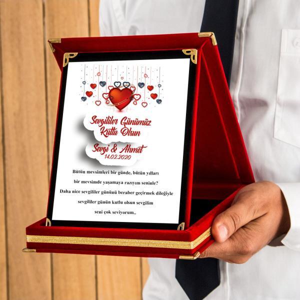 Sevgililer Günü Tasarımlı Plaket