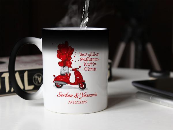Sevgililer Günü Tasarımlı Sihirli Kupa