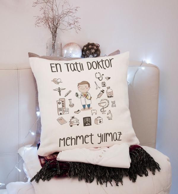 Doktor Tasarımlı Yastık