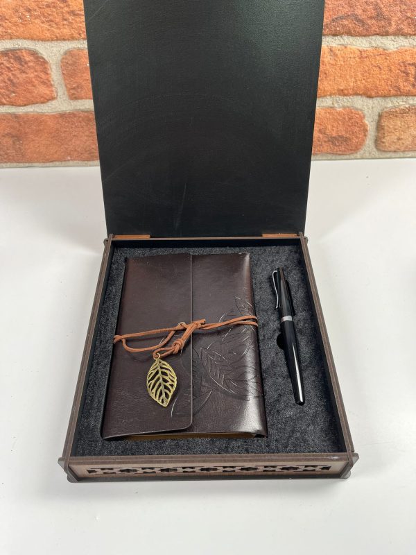 Defter Kalemli Erkek Hediye Kutusu