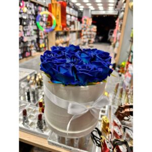 kadife kutuda mavi gül aranjmanı konseptli Kadife Kutuda Mavi Gül Aranjmanı - Kalıcı Dekoratif Hediye - Görsel 4